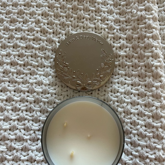 Bath & Bodywork’s White Barn Cookies With Santa Scented Candle 3 Wick - Picture 3 of 5